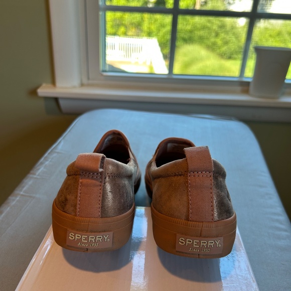 Sperry Women’s Crest Twin Gore Sneaker - Picture 4 of 5